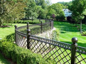 Unique Fence Designs for Your Yard